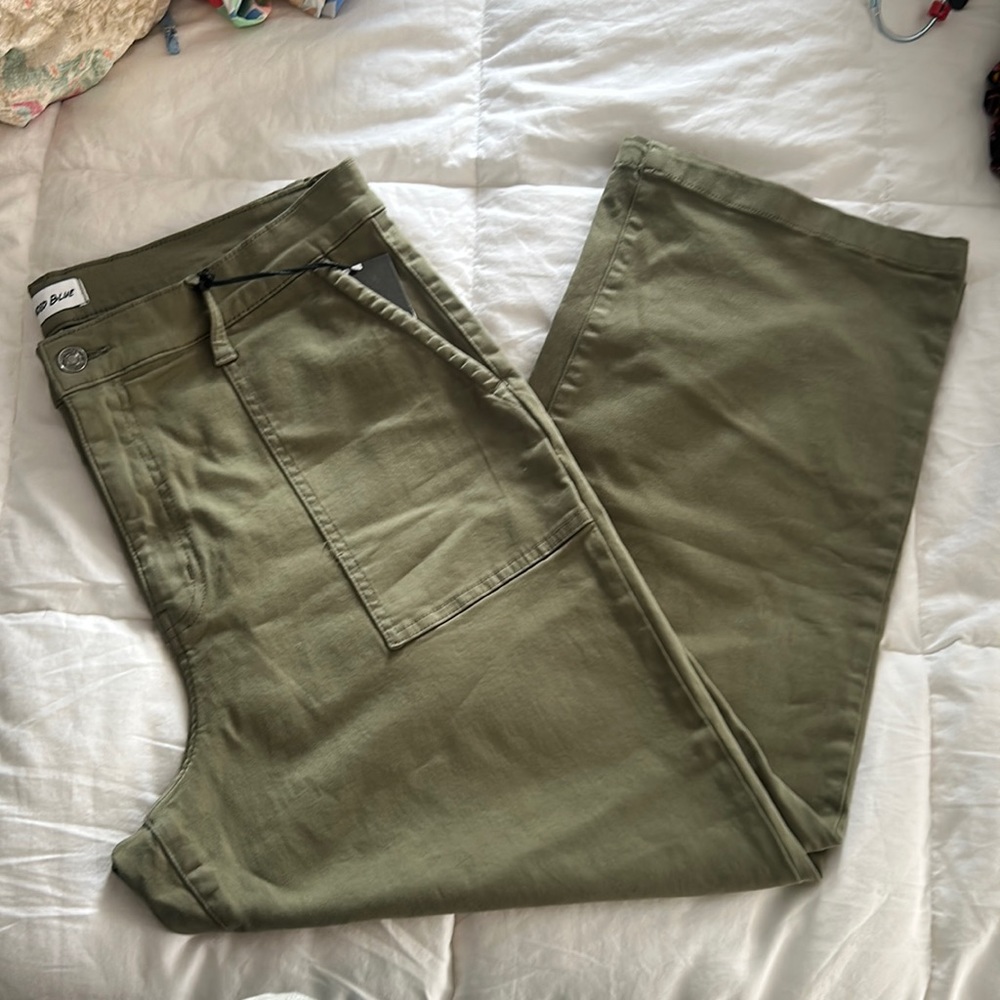 NWT Studio Blue Olive Wide Leg Utility Pants